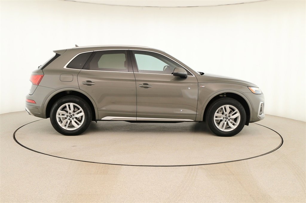 Certified 2023 Audi Q5 2.0T Premium w/ Convenience Package image 8
