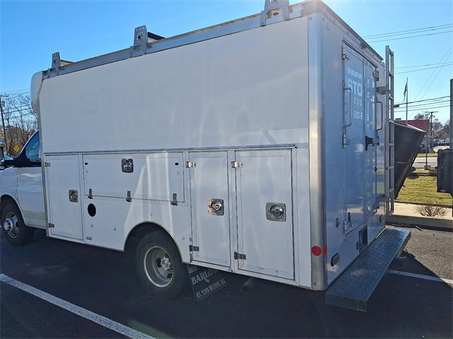 Used 2021 Chevrolet Express 3500 w/ Power Convenience Package image 6