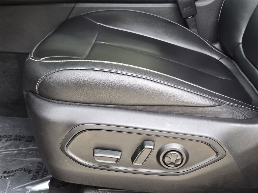 Used 2023 Jeep Grand Cherokee Limited RWD image 32
