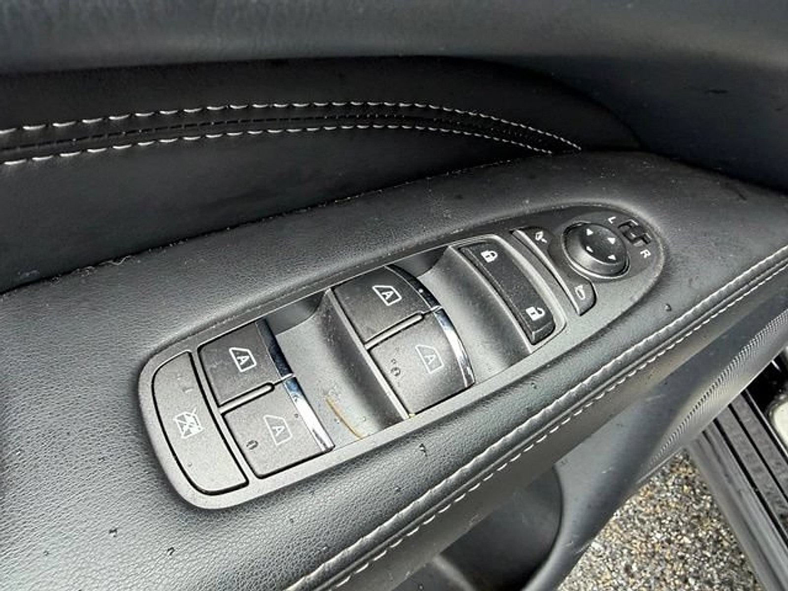 Used 2019 INFINITI QX60 Luxe w/ Essential Package AWD/4WD image 11