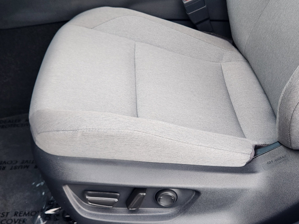 Used 2026 Toyota Camry LE w/ Convenience Package image 23