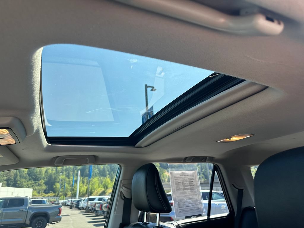Certified 2019 Toyota 4Runner Limited AWD/4WD image 23