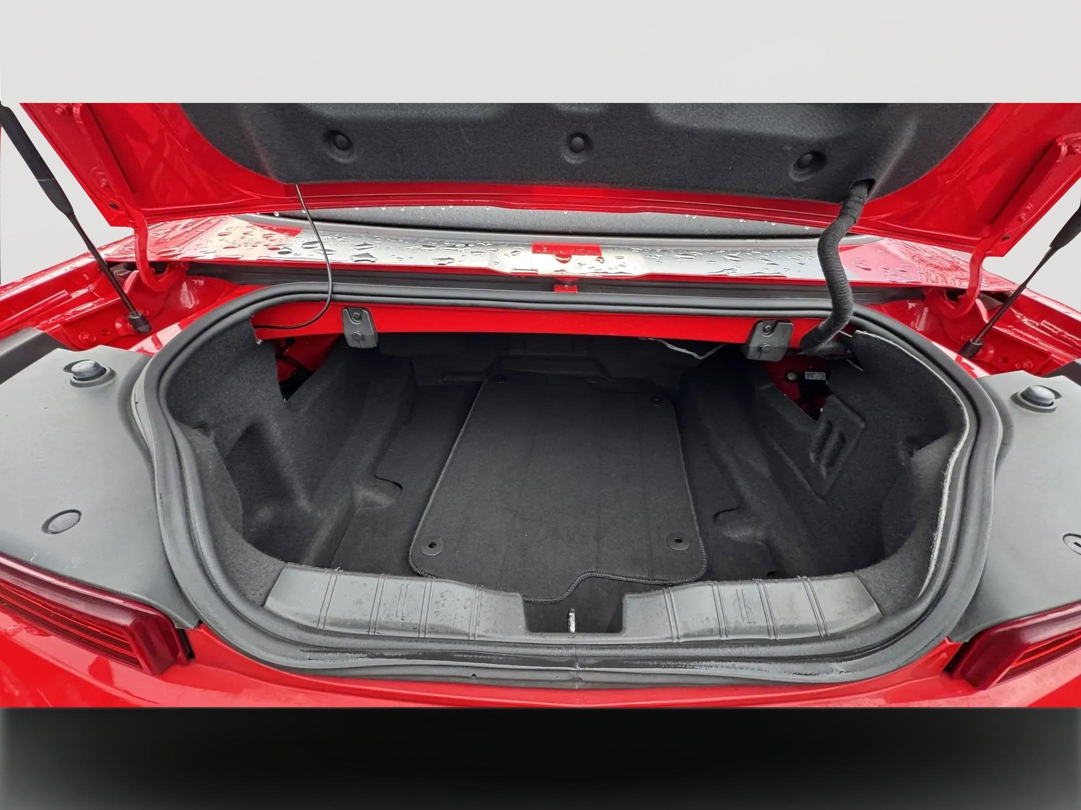 Used 2017 Chevrolet Camaro LT image 11