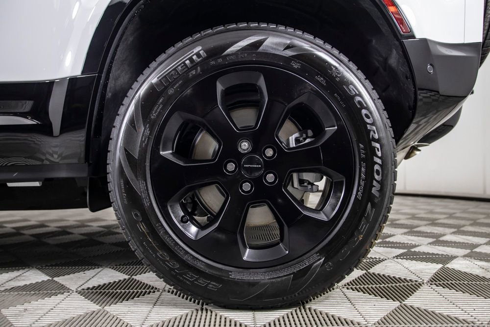 Used 2026 Land Rover Defender 110 X-Dynamic SE image 41