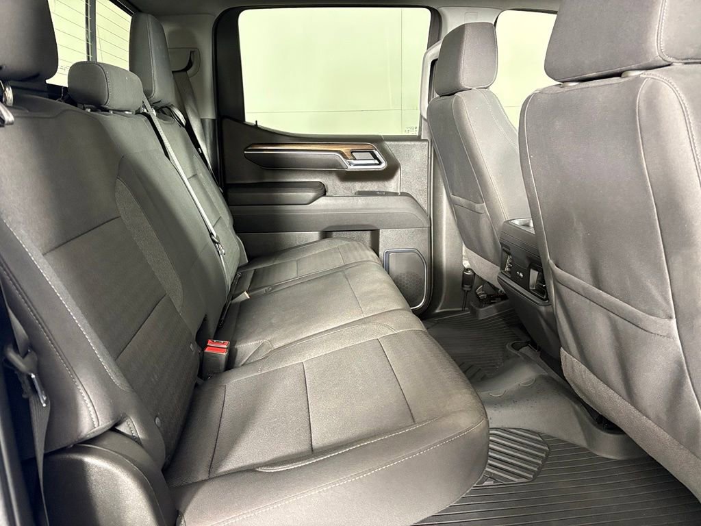Used 2026 Chevrolet Silverado 1500 LT Trail Boss w/ Convenience Package II AWD/4WD image 17