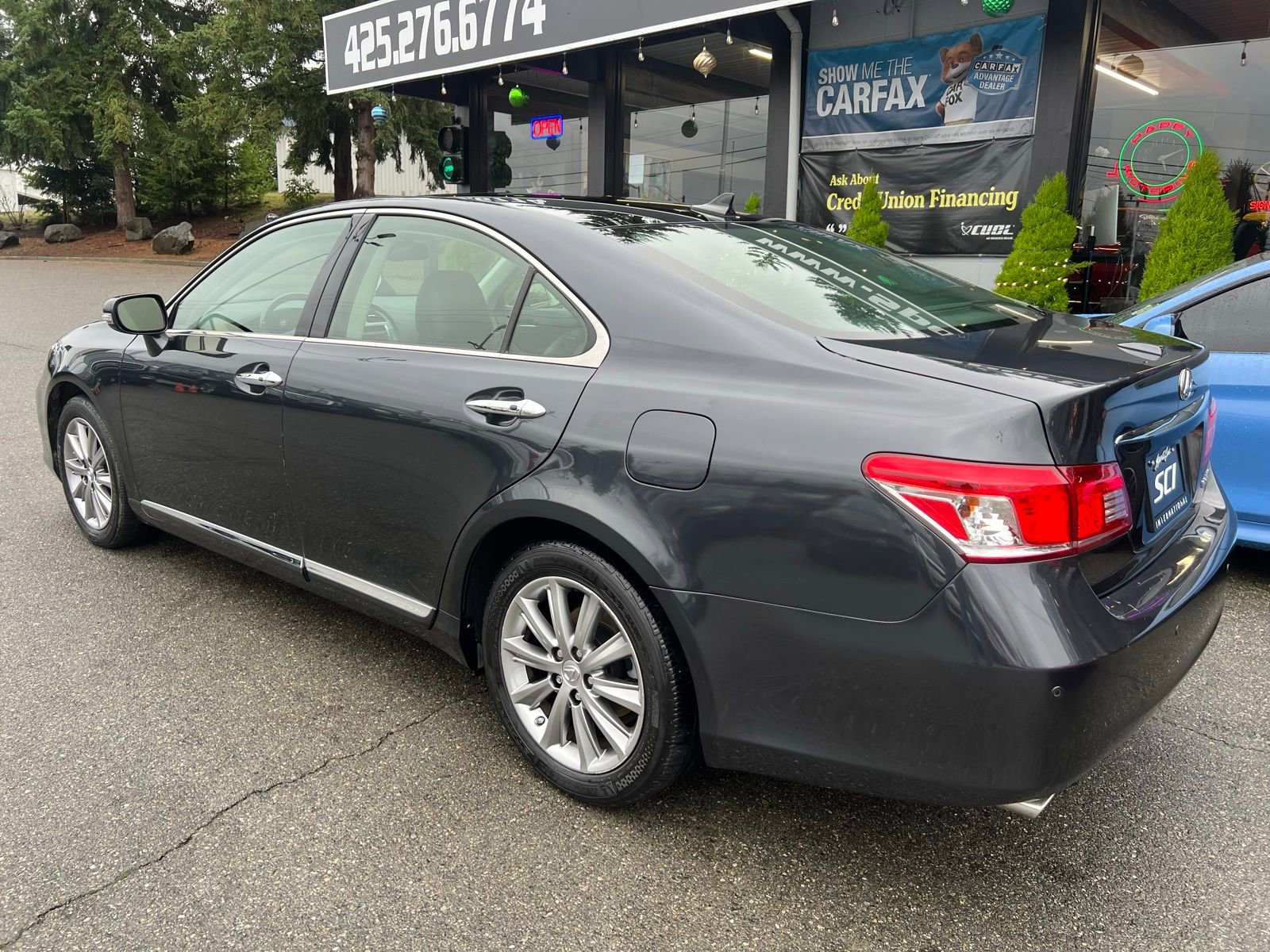 Used 2011 Lexus ES 350 image 3