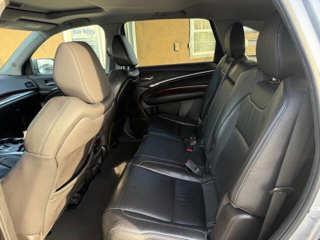 Used 2017 Acura MDX SH-AWD image 6
