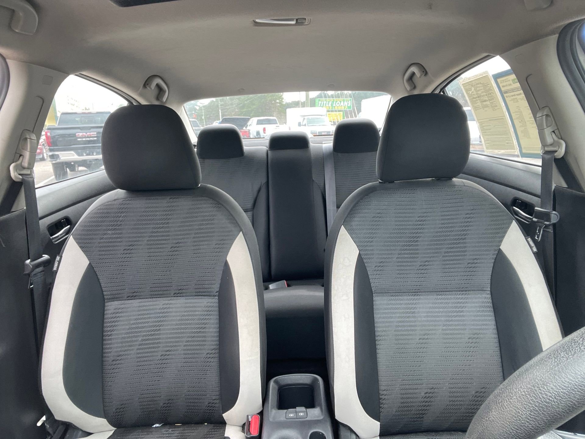 Used 2021 Nissan Versa SV image 28