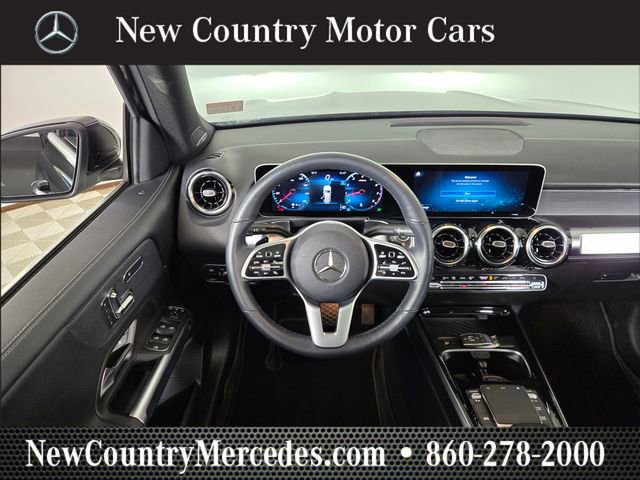 Used 2021 Mercedes-Benz GLB 250 4MATIC image 24