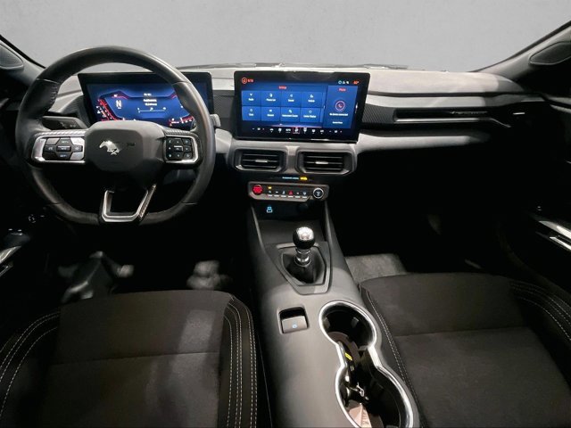 Used 2025 Ford Mustang GT RWD image 16