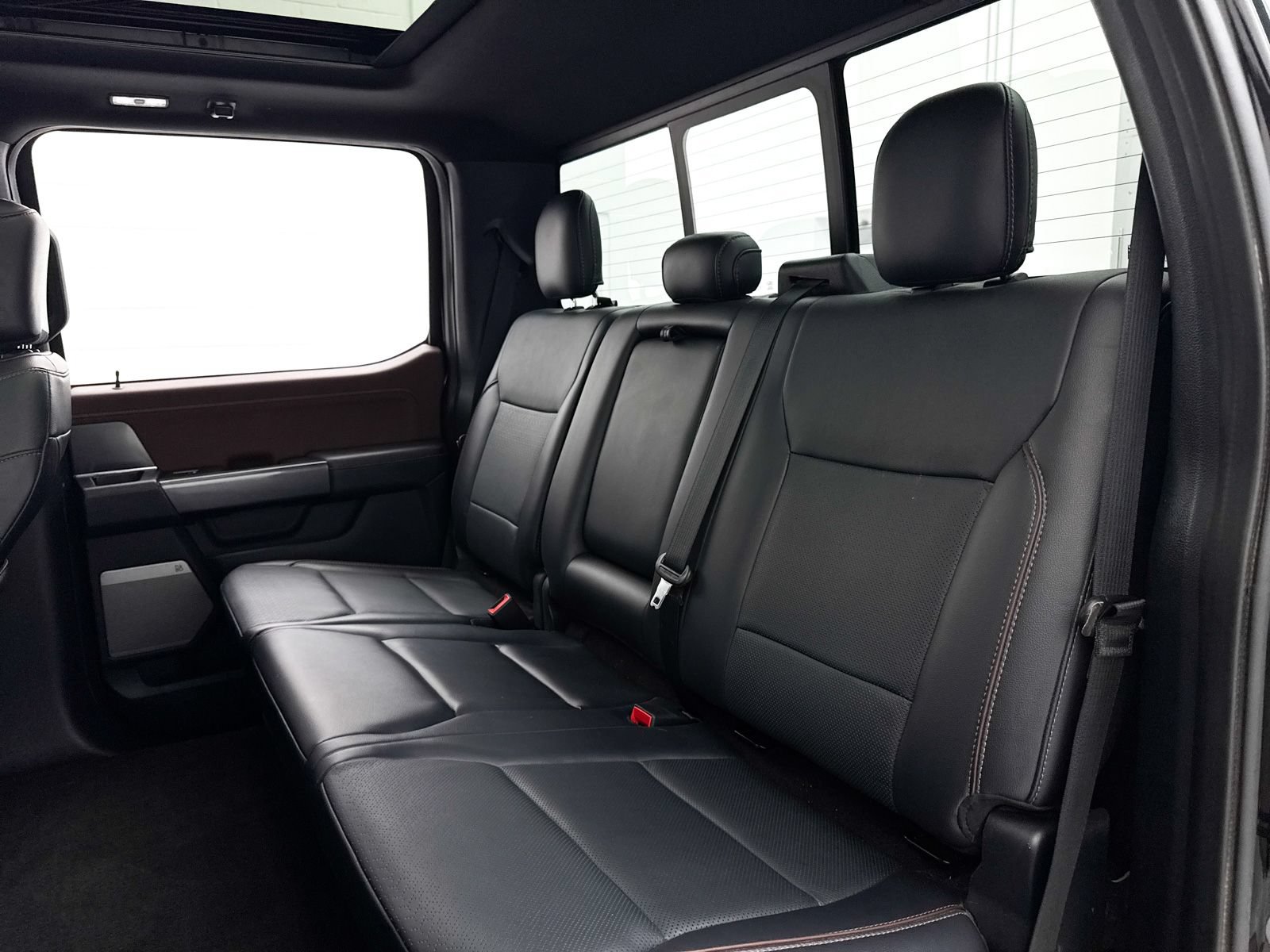 Used 2021 Ford F150 Lariat w/ Equipment Group 502A High AWD/4WD image 31