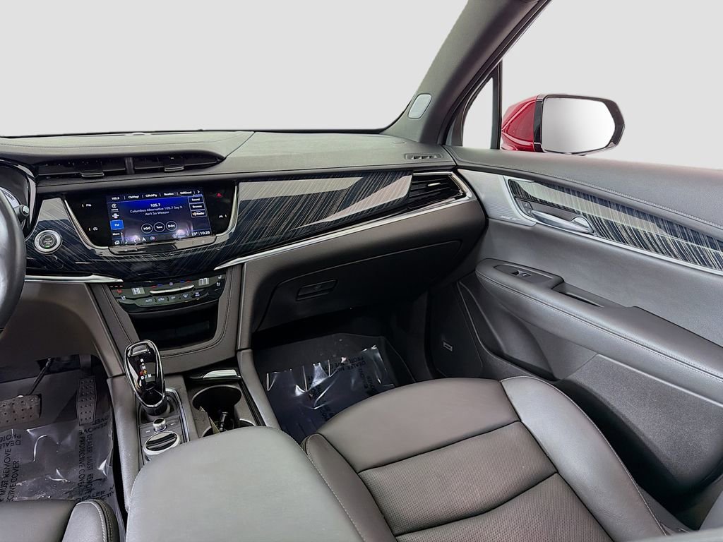 Used 2023 Cadillac XT6 Premium Luxury image 31
