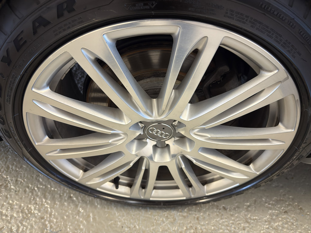 Used 2016 Audi A8 L TDI w/ Executive Package image 37