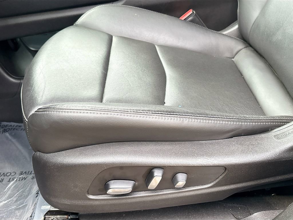 Used 2021 Cadillac XT6 Premium Luxury image 19