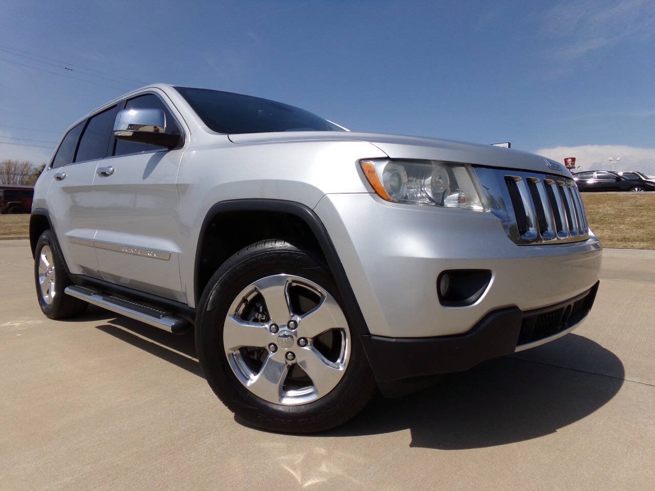 Used 2011 Jeep Grand Cherokee Limited RWD image 15