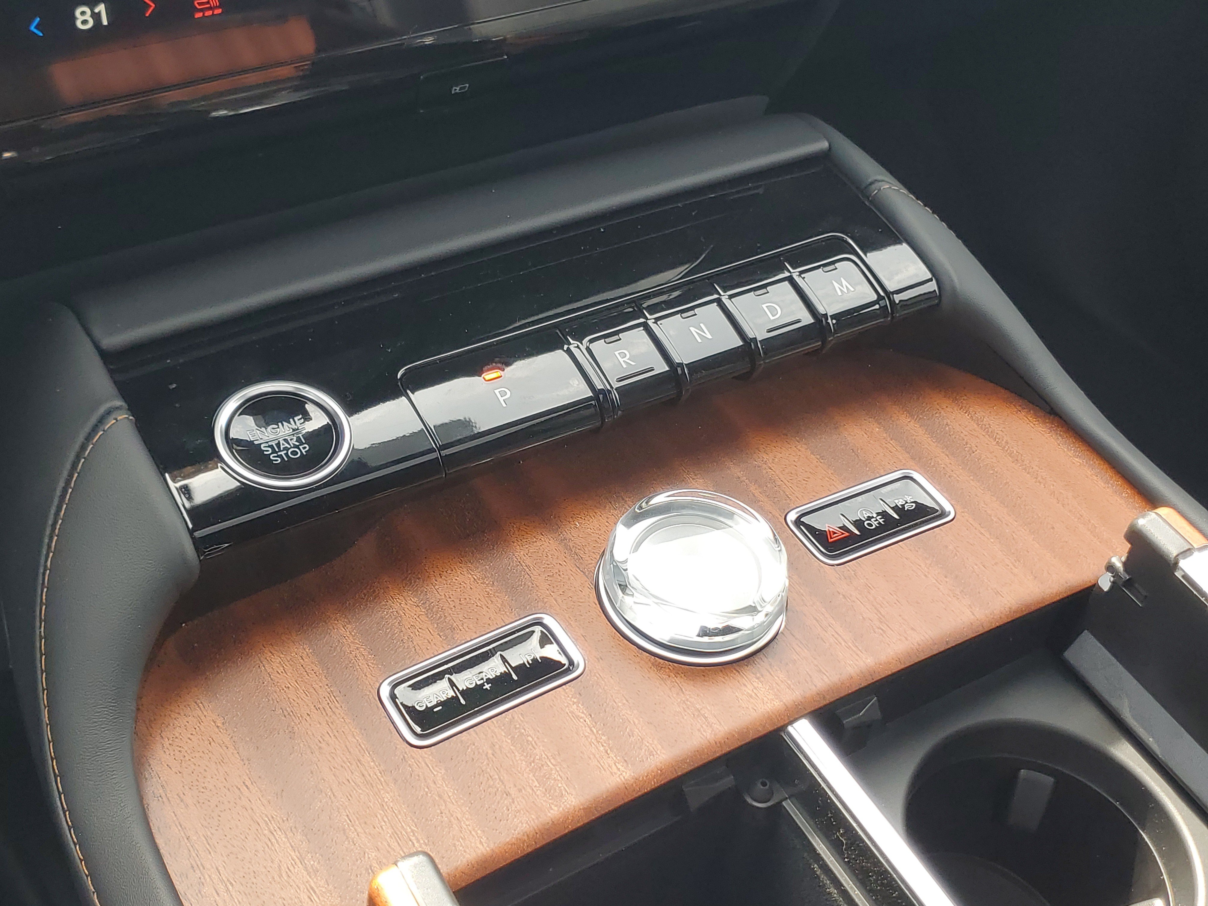 New 2026 Lincoln Navigator L Black Label AWD/4WD image 25