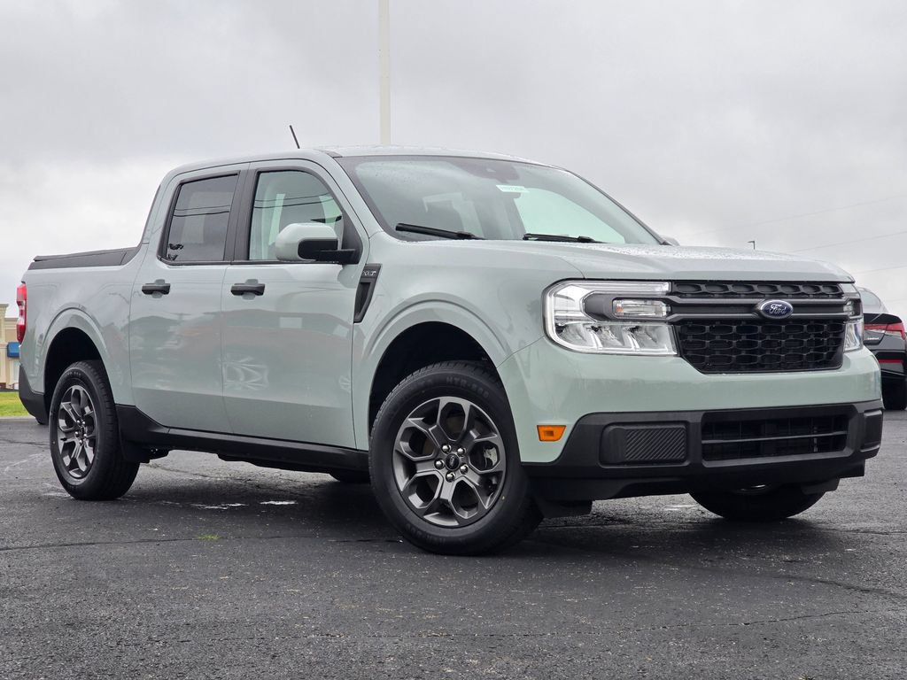 Used 2023 Ford Maverick XLT w/ XLT Luxury Package FWD image 2