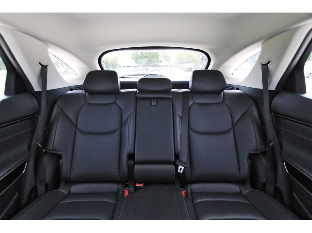Used 2025 Genesis GV70 2.5T AWD/4WD image 14