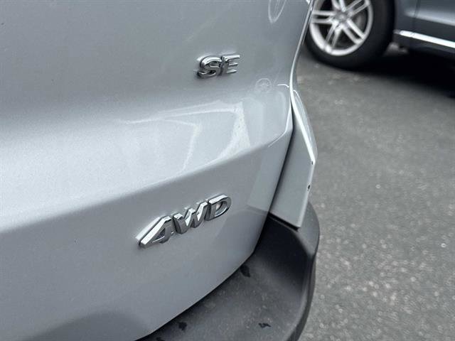 Used 2021 Ford EcoSport SE w/ SE Convenience Package image 7