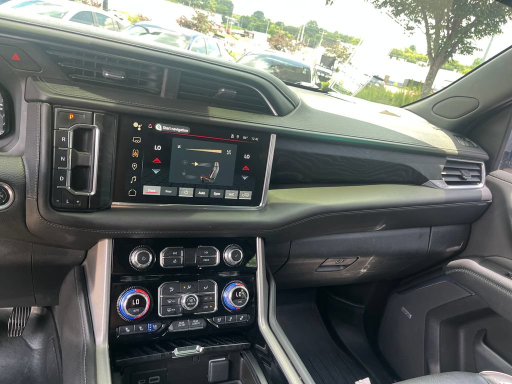 Used 2022 GMC Yukon Denali AWD/4WD image 14