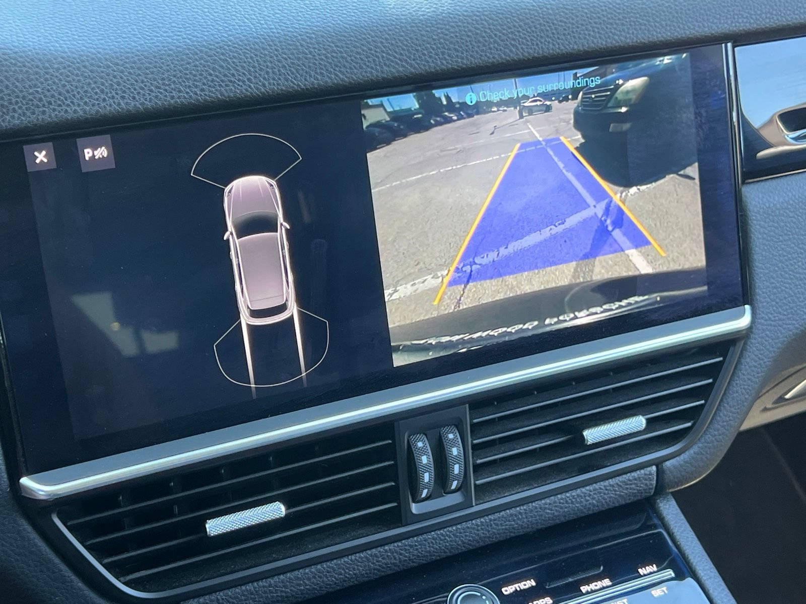 Certified 2019 Porsche Cayenne AWD/4WD image 27