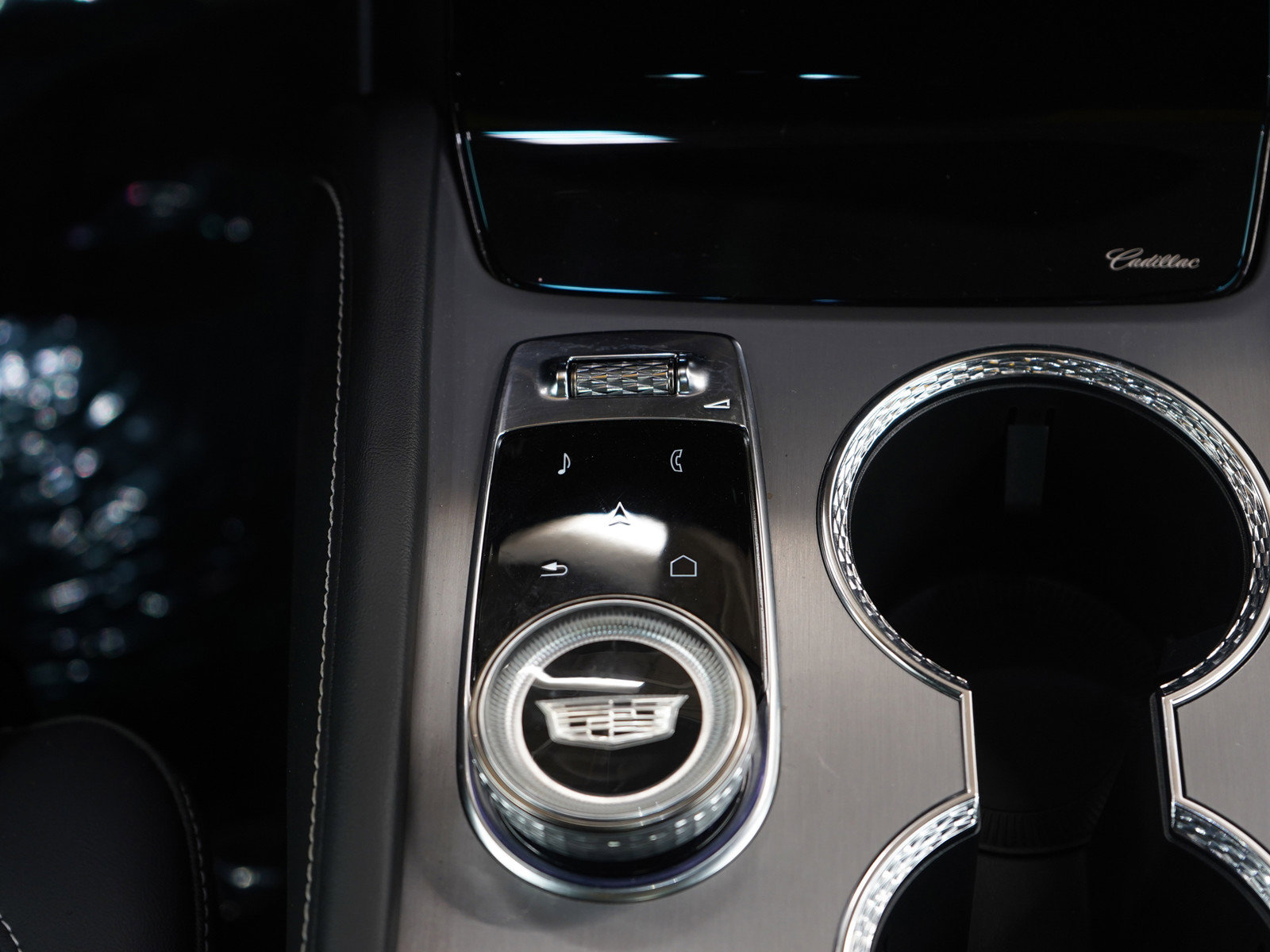 Used 2026 Cadillac Vistiq Luxury image 20