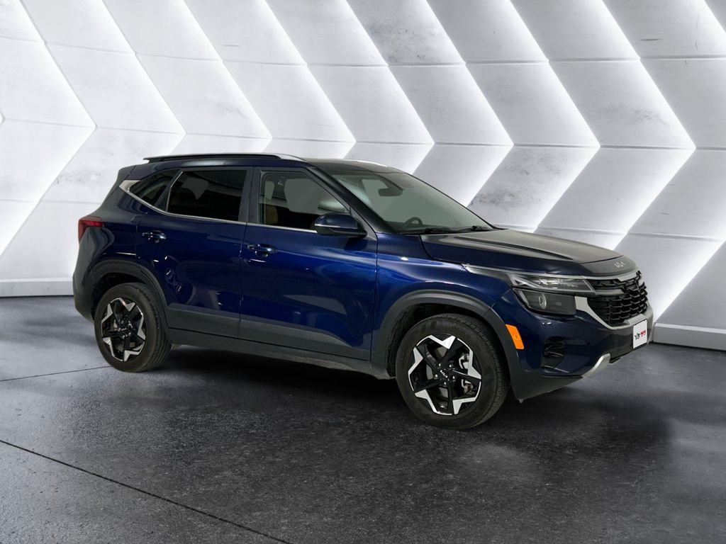 Used 2025 Kia Seltos EX w/ EX Sunroof Package AWD/4WD image 1