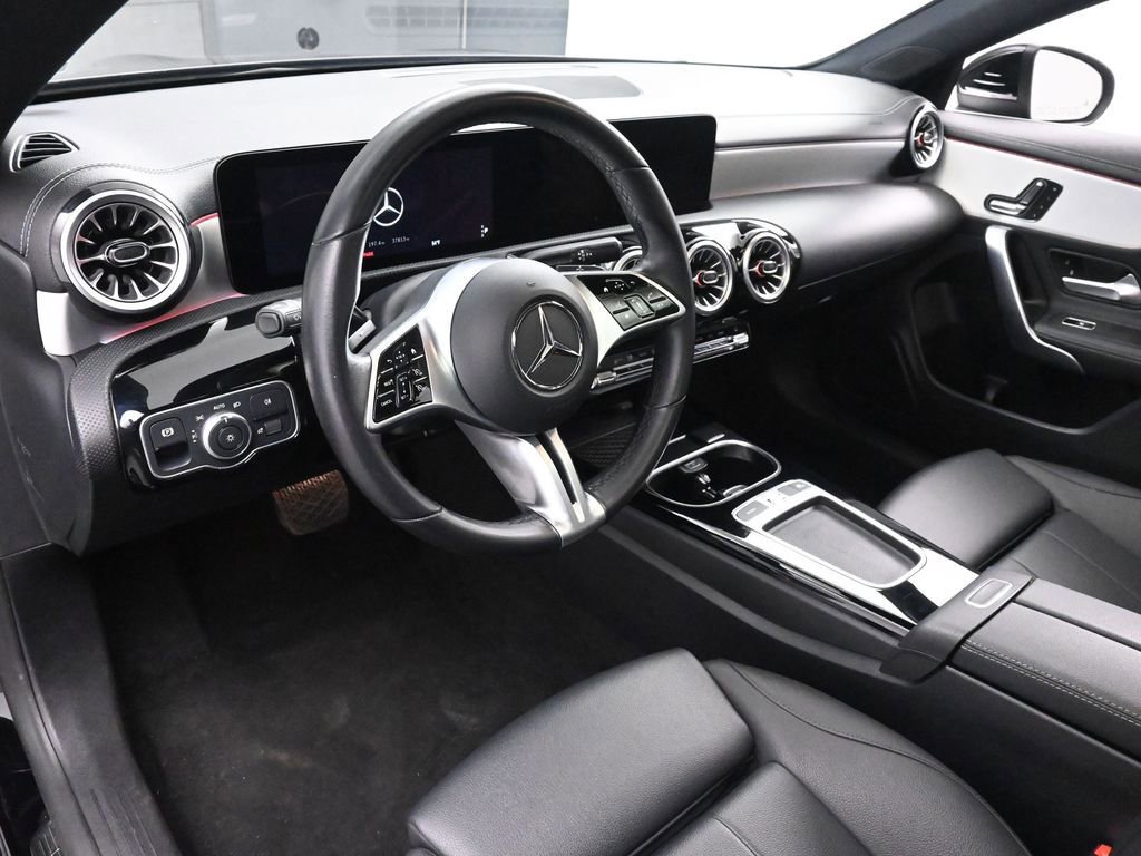 Used 2025 Mercedes-Benz CLA 250 4MATIC image 14