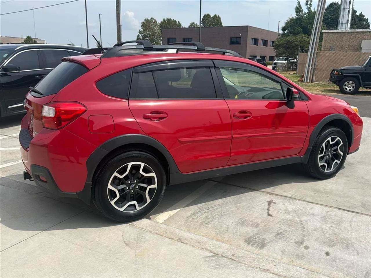 Used 2016 Subaru Crosstrek 2.0i Premium w/ Special Edition AWD/4WD image 10