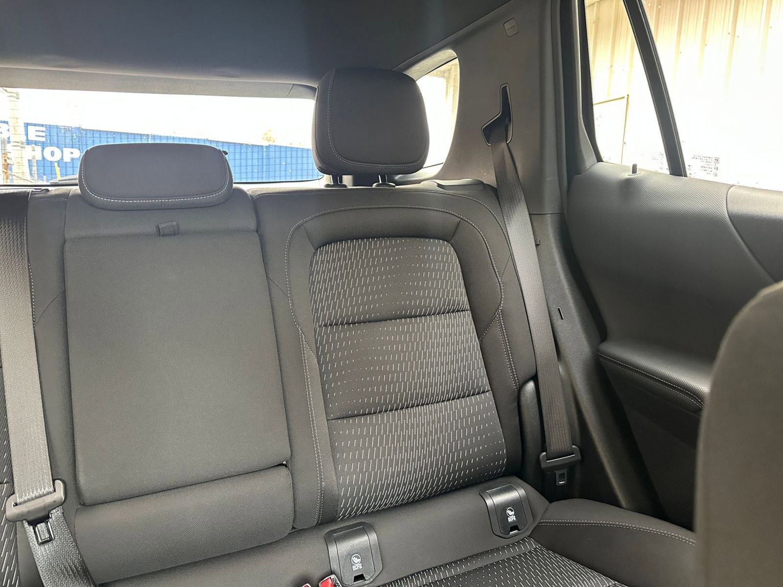 Used 2025 Chevrolet Equinox LT image 36