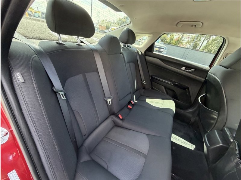 Used 2021 Kia K5 LXS FWD image 28