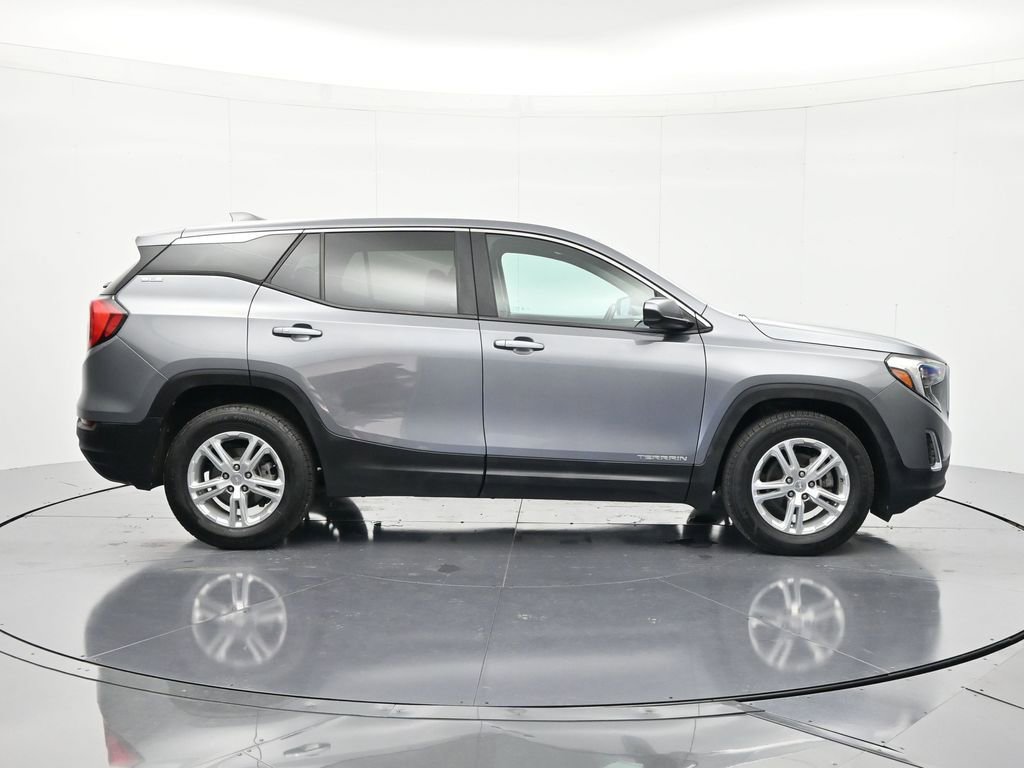 Used 2021 GMC Terrain SLE FWD image 4