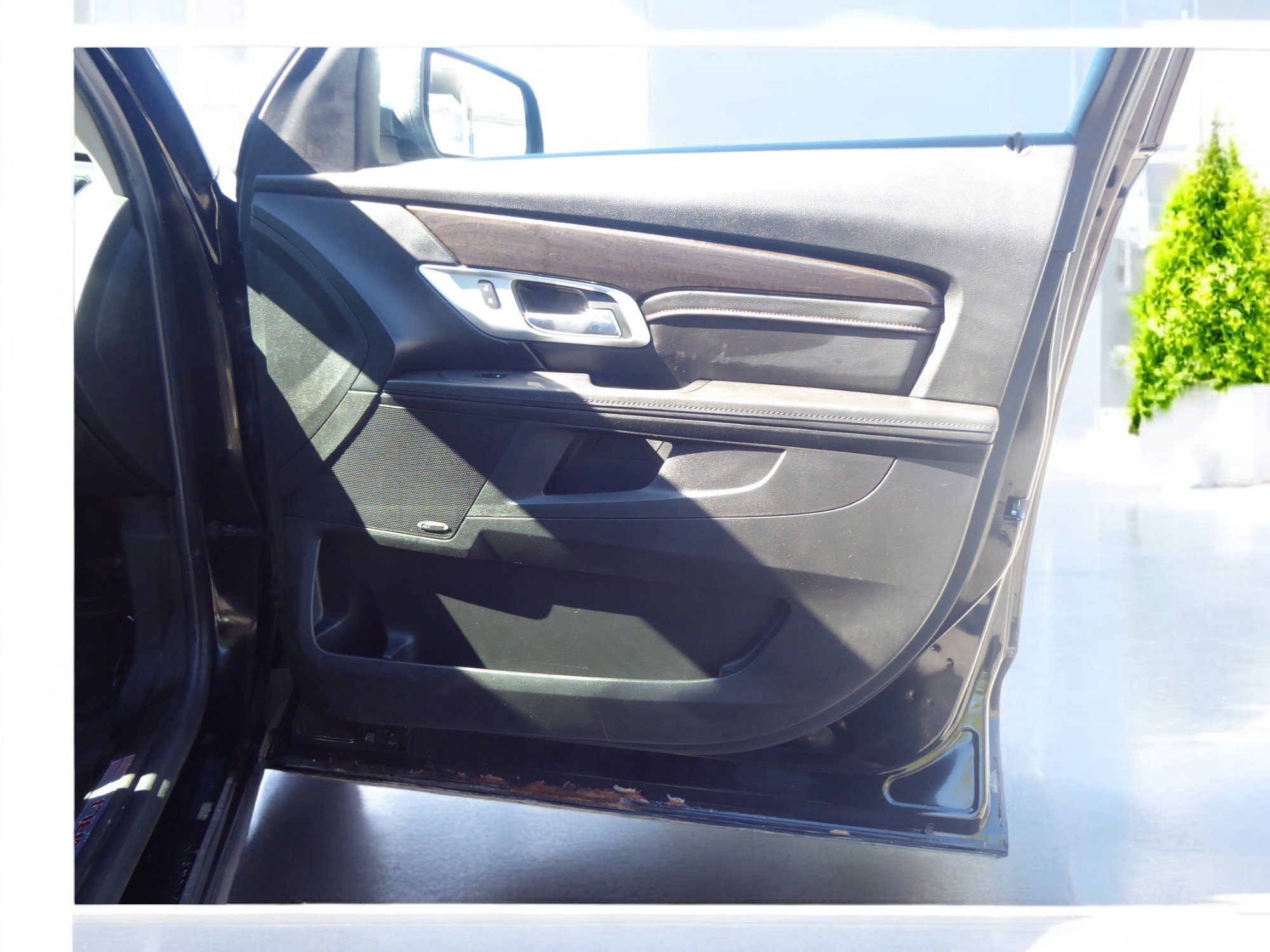 Used 2017 GMC Terrain Denali image 12