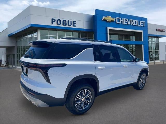 New 2026 Chevrolet Traverse LT FWD image 2
