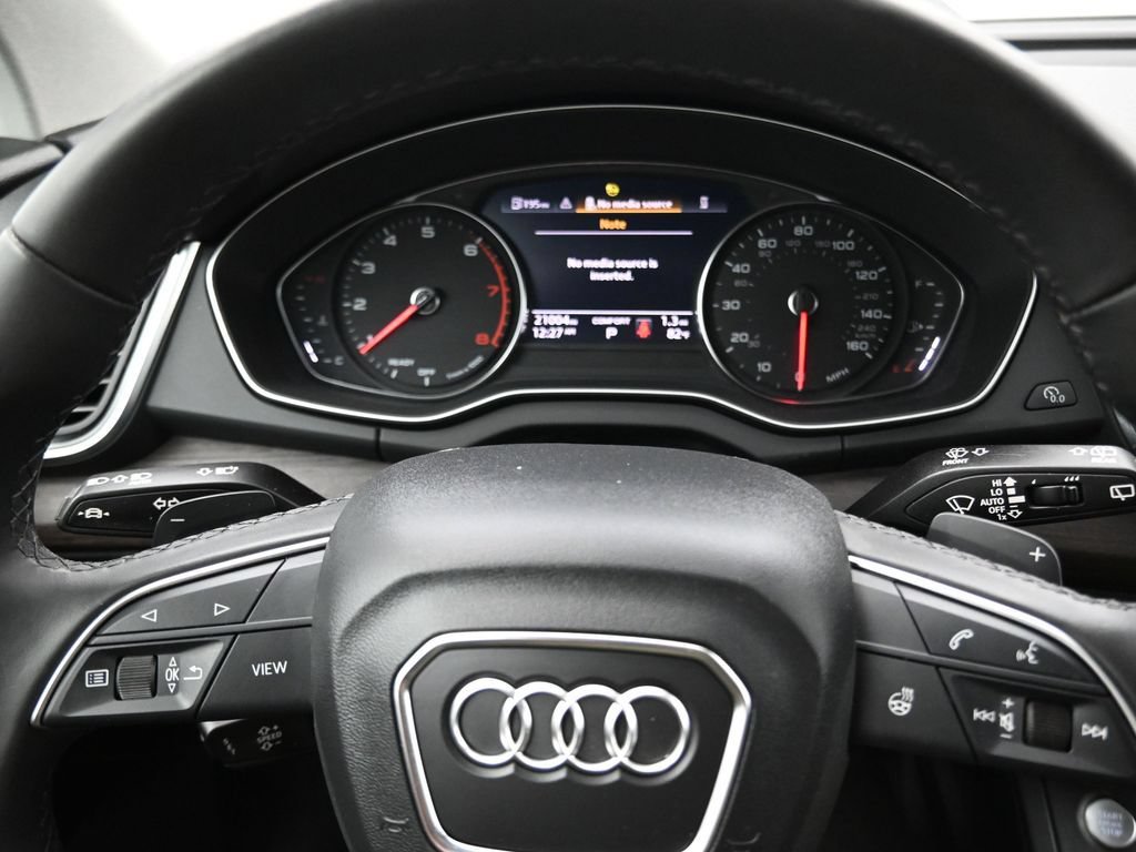 Used 2023 Audi Q5 2.0T Premium w/ Convenience Package AWD/4WD image 16