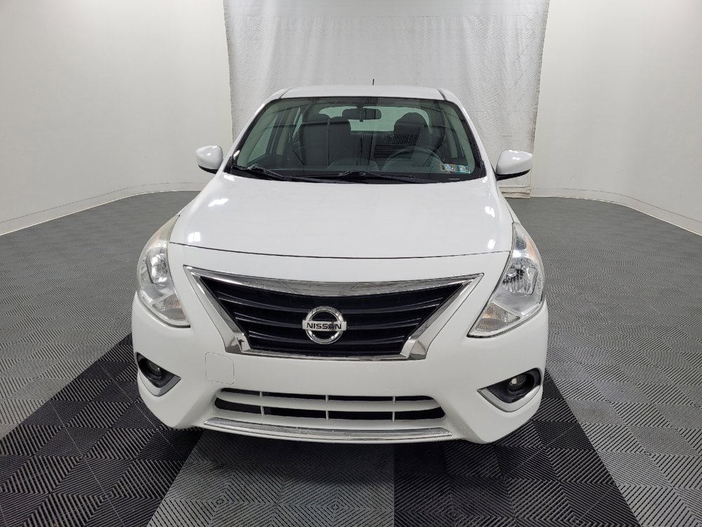 Used 2016 Nissan Versa SV w/ SV Appearance Package FWD image 15