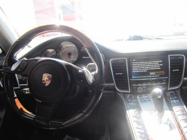 Used 2010 Porsche Panamera 4S image 19