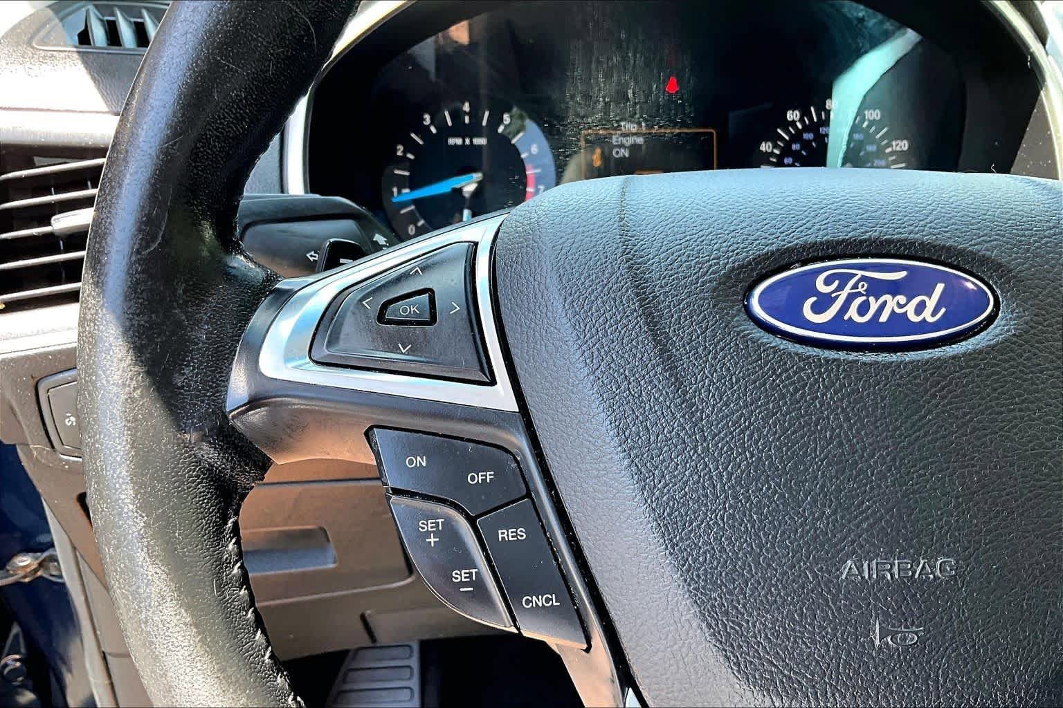 Used 2017 Ford Edge SEL AWD/4WD image 23