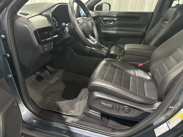 Used 2025 Honda CR-V Sport Touring image 9