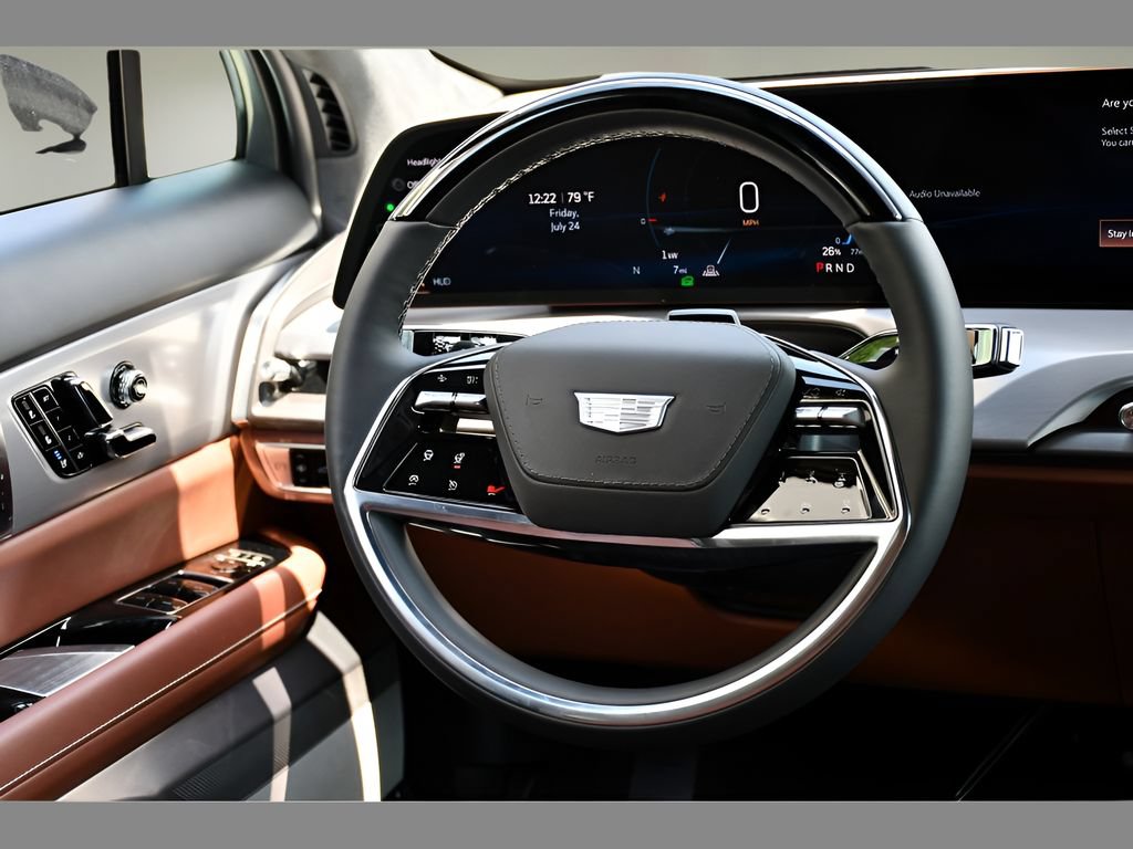 New 2027 Cadillac Vistiq Platinum w/ LPO, Floor Liner Package AWD/4WD image 18