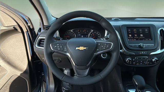 Used 2024 Chevrolet Equinox LT FWD image 11