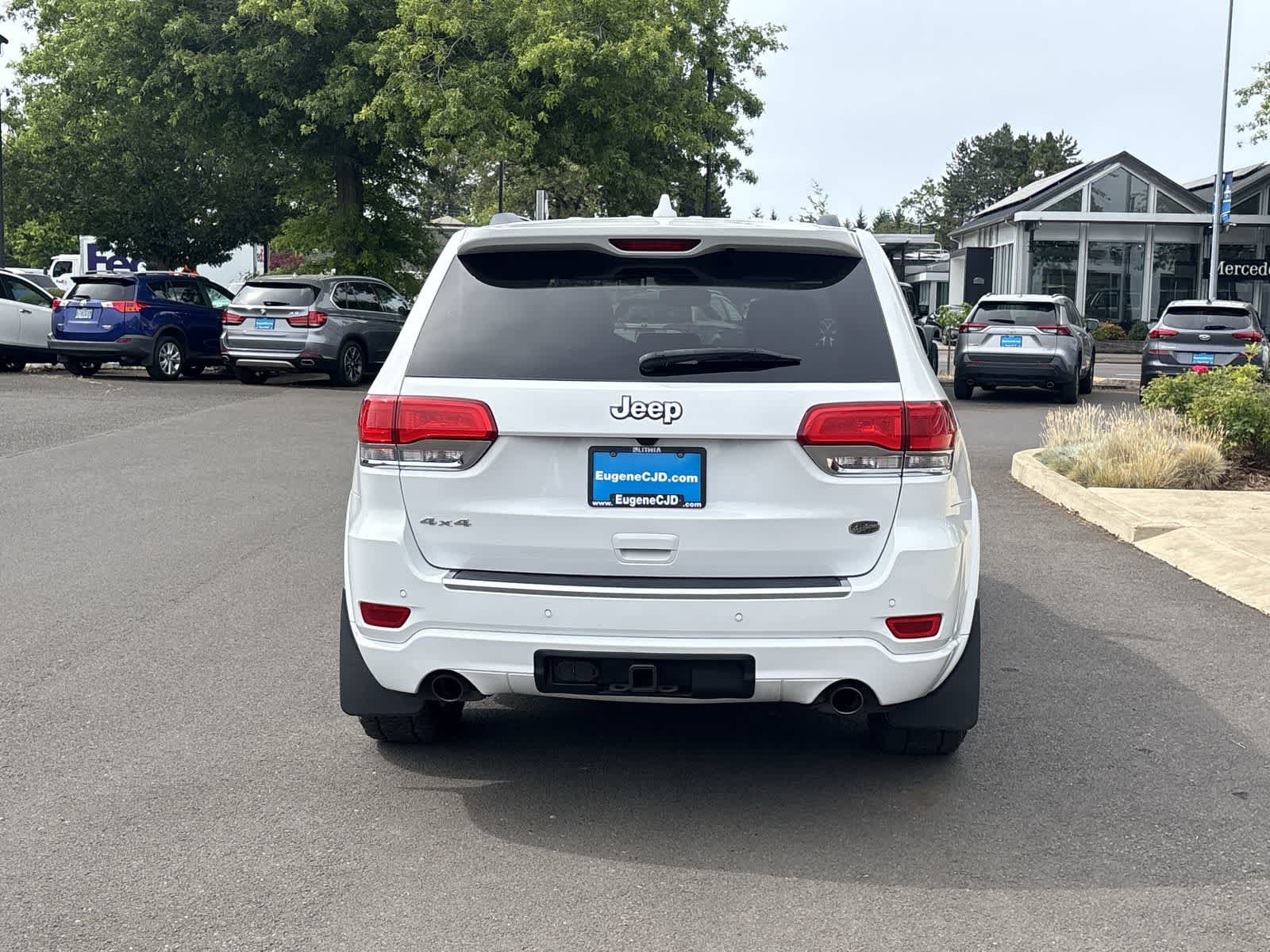 Certified 2021 Jeep Grand Cherokee Overland AWD/4WD image 4