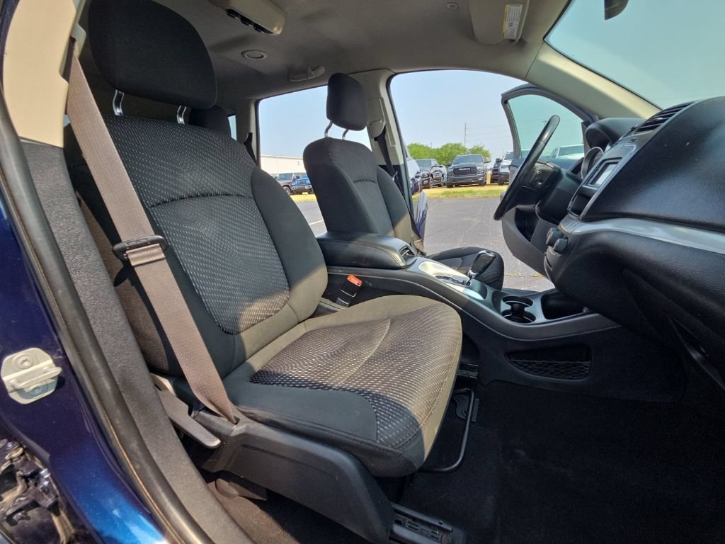 Used 2020 Dodge Journey SE w/ SE Popular Equipment Group FWD image 31