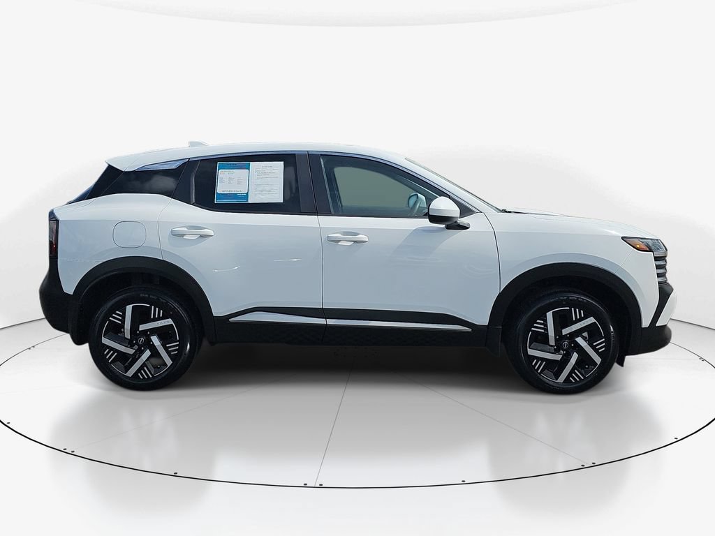 Used 2025 Nissan Kicks SV FWD image 5