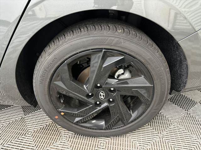 New 2026 Hyundai Elantra N Line FWD image 18