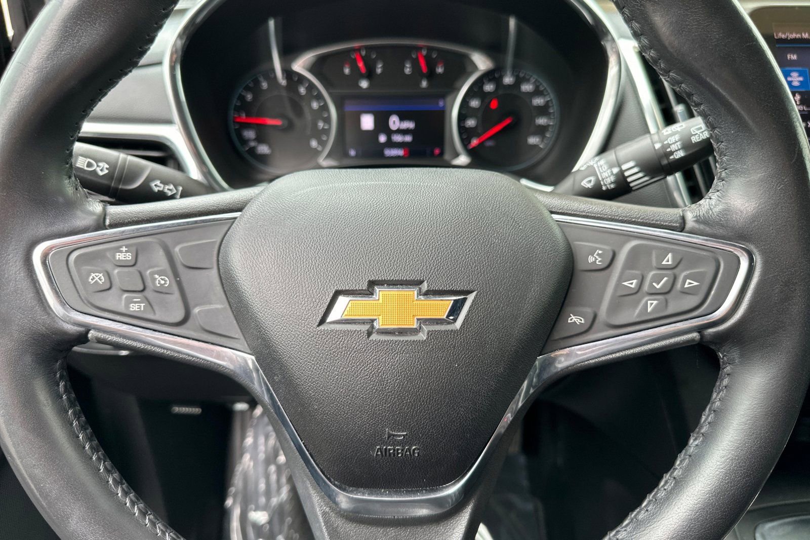 Used 2019 Chevrolet Equinox LT FWD image 25