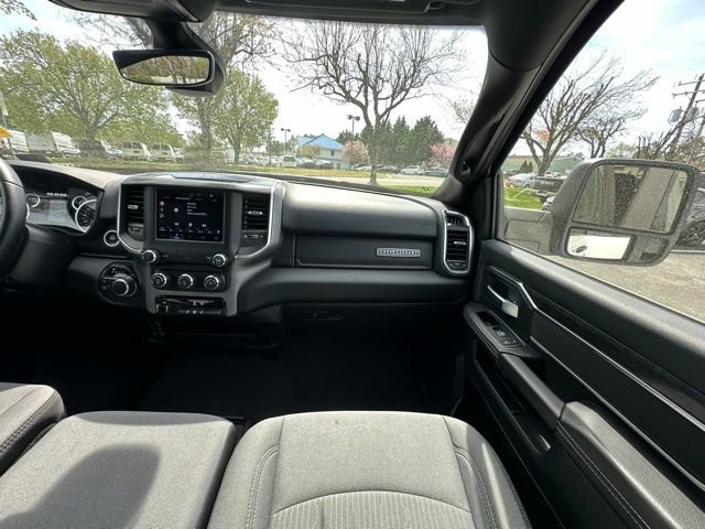 Used 2024 RAM 2500 Big Horn w/ Bed Utility Group image 29