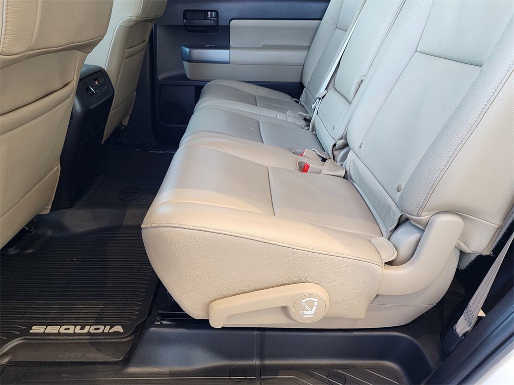 Used 2016 Toyota Sequoia SR5 image 14