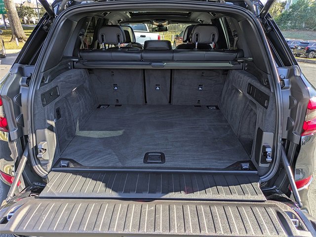 Used 2023 BMW X5 M50i w/ Executive Package image 12