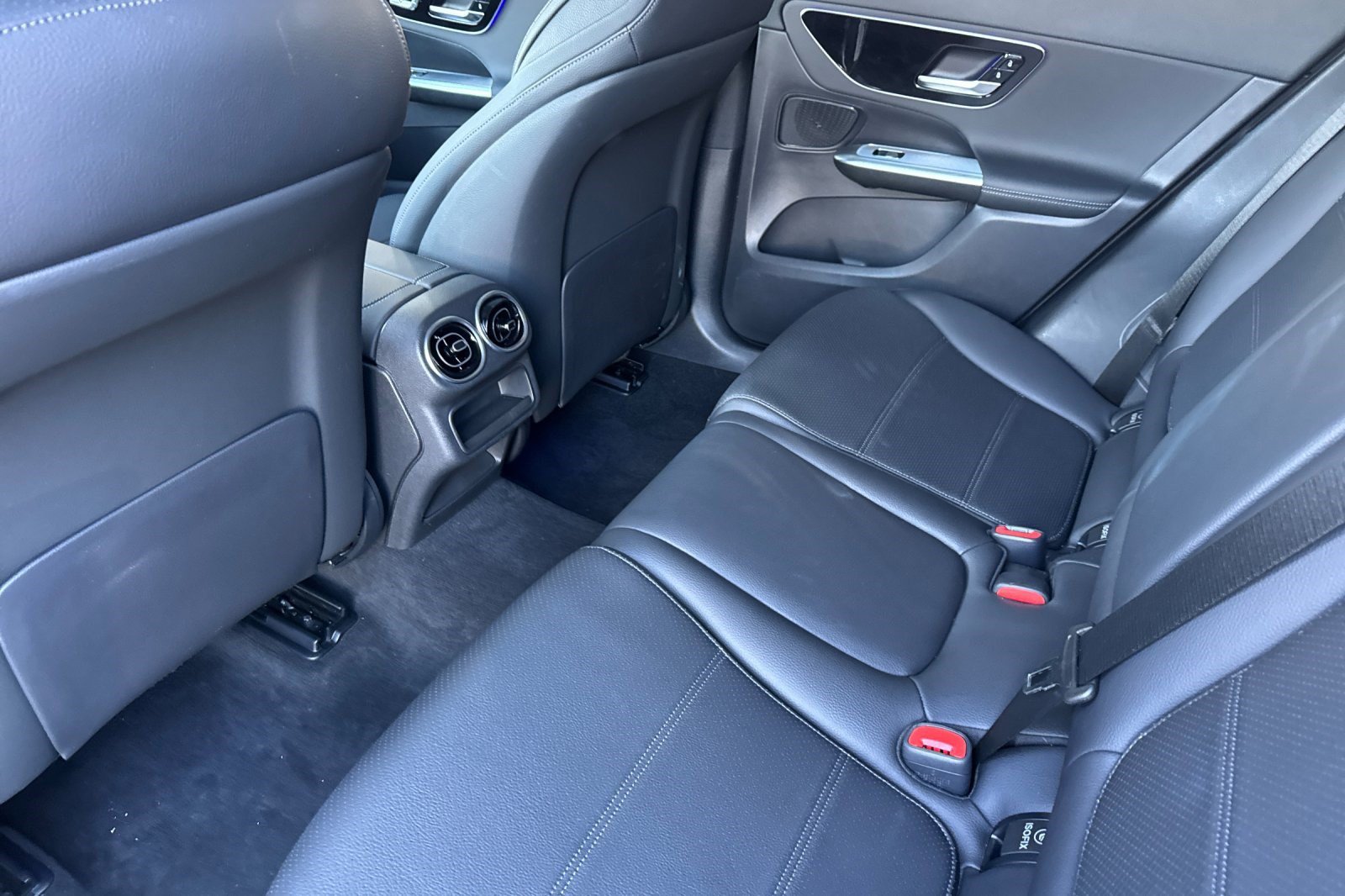 Certified 2025 Mercedes-Benz GLC 350e 4MATIC image 27